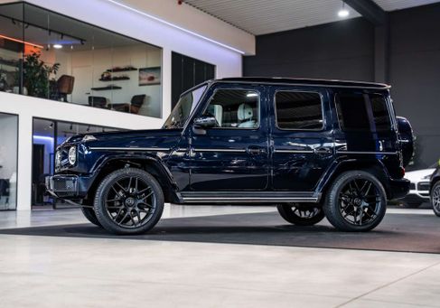 Mercedes-Benz G 400, 2022
