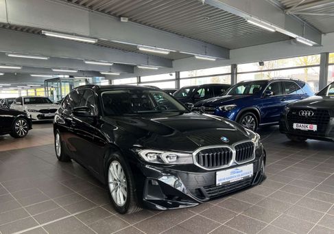 BMW 318, 2023
