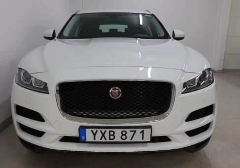 Jaguar F-Pace, 2018