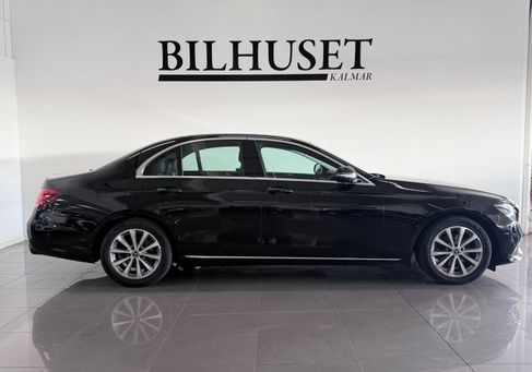 Mercedes-Benz E 200, 2019 3