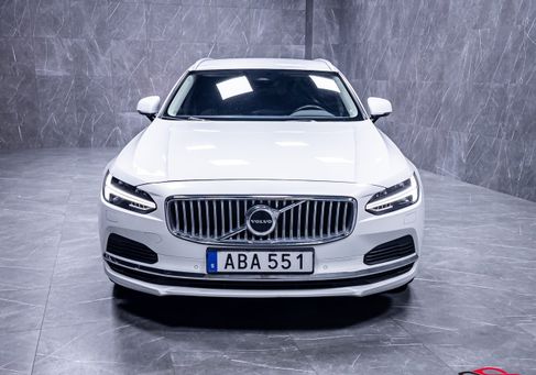Volvo V90, 2023