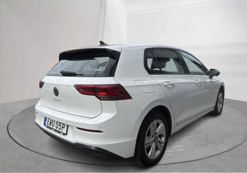 Volkswagen Golf, 2022 3