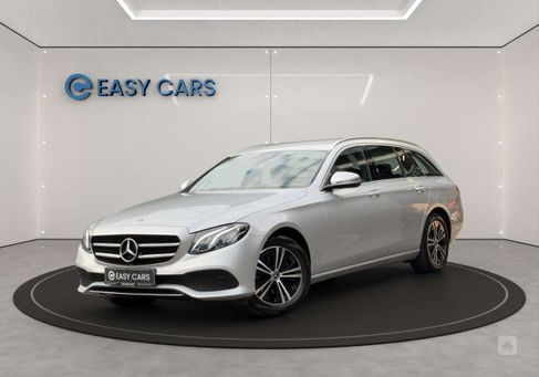 Mercedes-Benz E 220, 2020