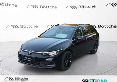 Volkswagen Golf, 2022