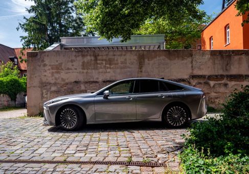 Toyota Mirai, 2021