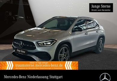 Mercedes-Benz GLA 200, 2022