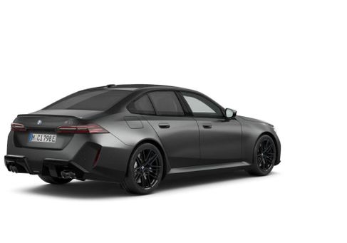 BMW M5, 2025