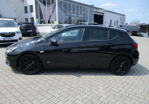 Opel Astra, 2021