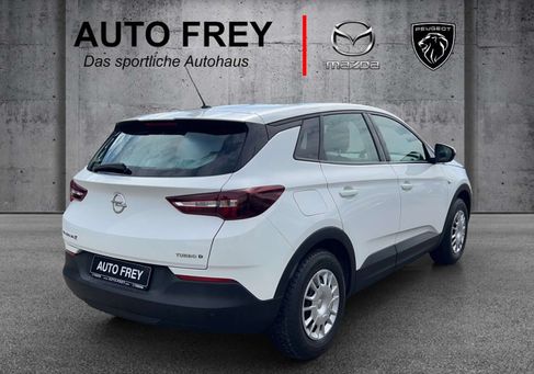 Opel Grandland X, 2019 3