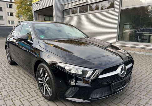 Mercedes-Benz A 200, 2022