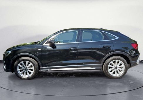 Audi Q3, 2022