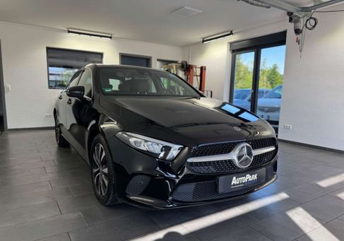 Mercedes-Benz A 180, 2023
