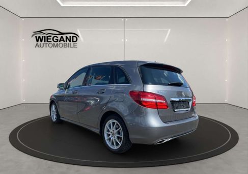 Mercedes-Benz B 180, 2018