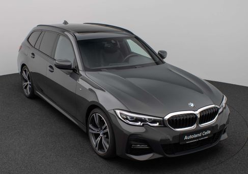 BMW 320, 2022 3