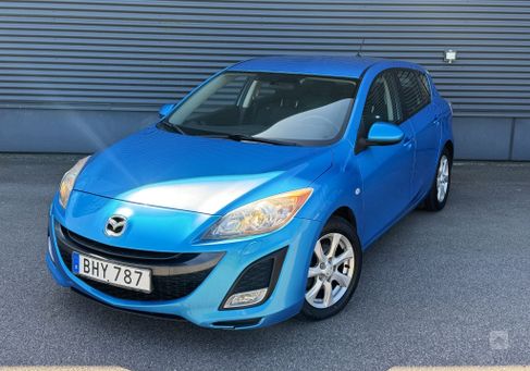 Mazda 3, 2010