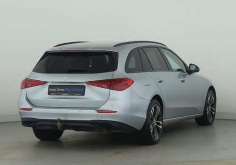 Mercedes-Benz C 300, 2022