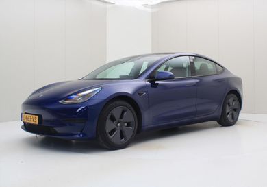 Tesla Model 3, 2021