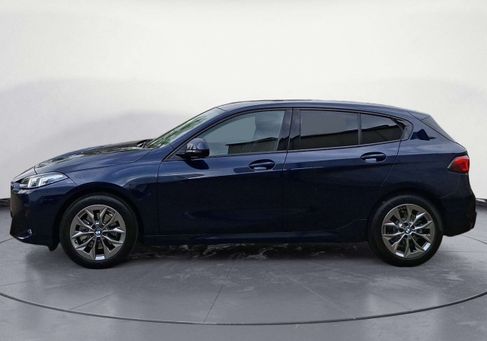BMW 120, 2025
