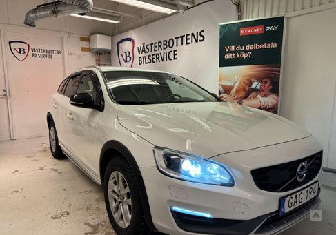 Volvo V60 Cross Country, 2016