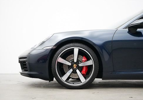 Porsche 911, 2021