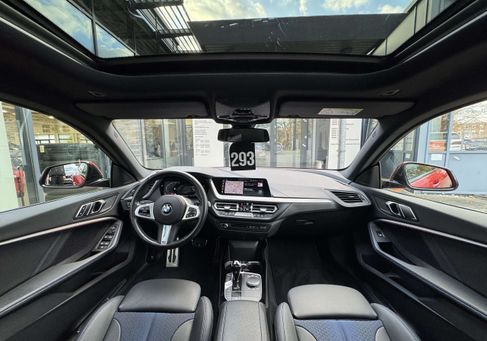 BMW 220, 2022