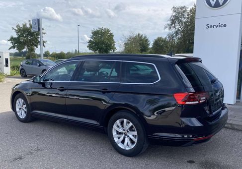 Volkswagen Passat Variant, 2023 3