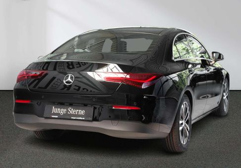 Mercedes-Benz CLA 200, 2025