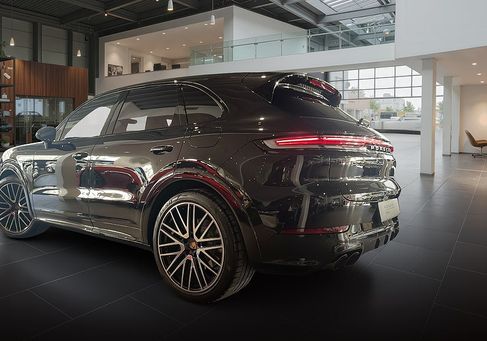 Porsche Cayenne, 2025