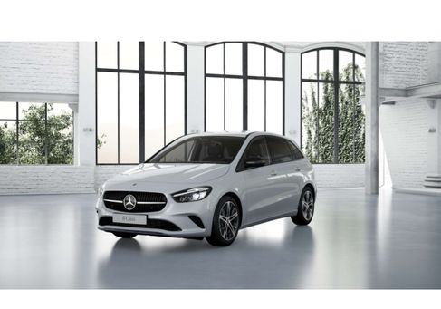 Mercedes-Benz B 200, 2023