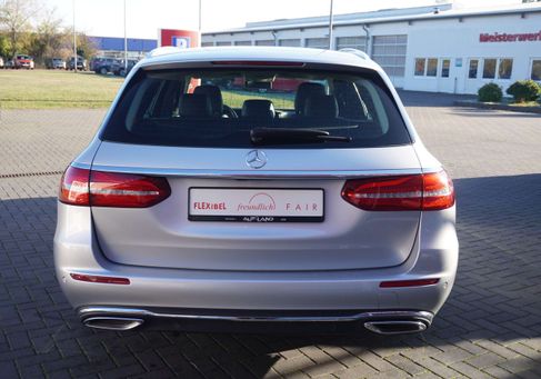 Mercedes-Benz E 220, 2019