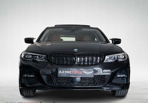 BMW 330, 2019