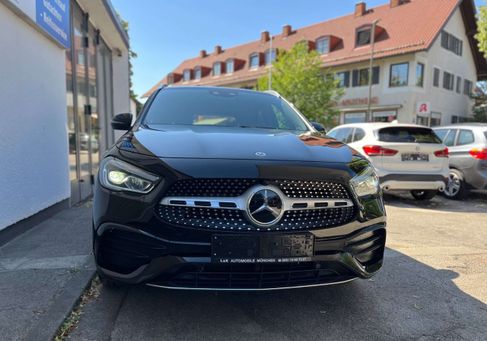 Mercedes-Benz GLA 250, 2021