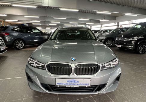 BMW 320, 2022