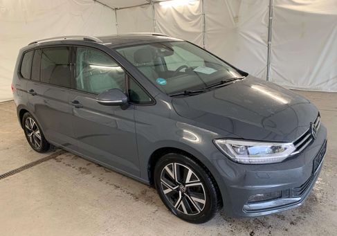 Volkswagen Touran, 2025 2