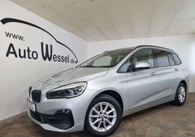 BMW 216, 2021