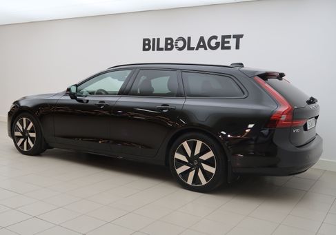 Volvo V90, 2025 3