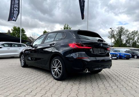 BMW 120, 2023