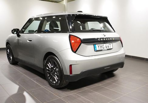 MINI, 2025