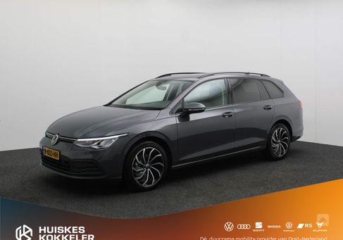 Volkswagen Golf, 2022