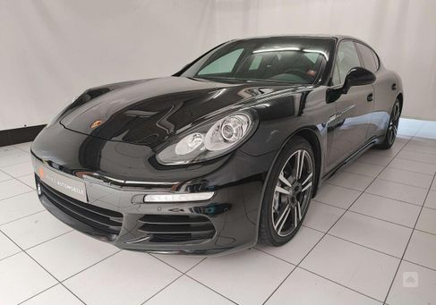 Porsche Panamera, 2015