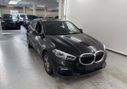 BMW 1 Serija, 2021