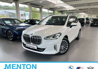 BMW 220, 2025