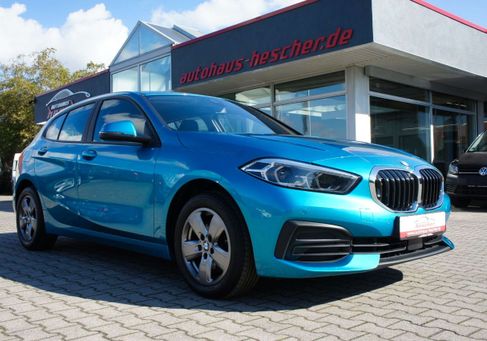 BMW 118, 2022