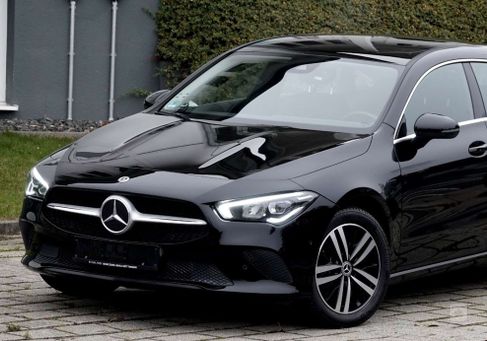 Mercedes-Benz CLA 250, 2021