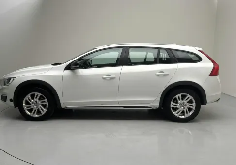 Volvo V60 Cross Country, 2018