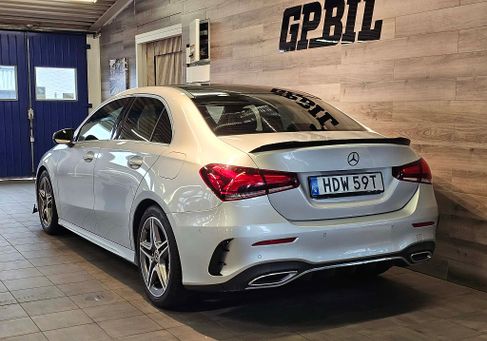 Mercedes-Benz A 200, 2021