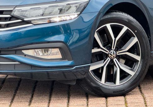 Volkswagen Passat Variant, 2022