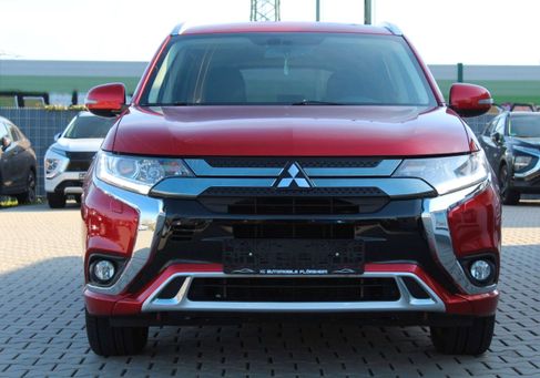 Mitsubishi Outlander, 2021