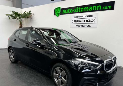 BMW 118, 2022