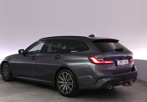 BMW 330, 2021
